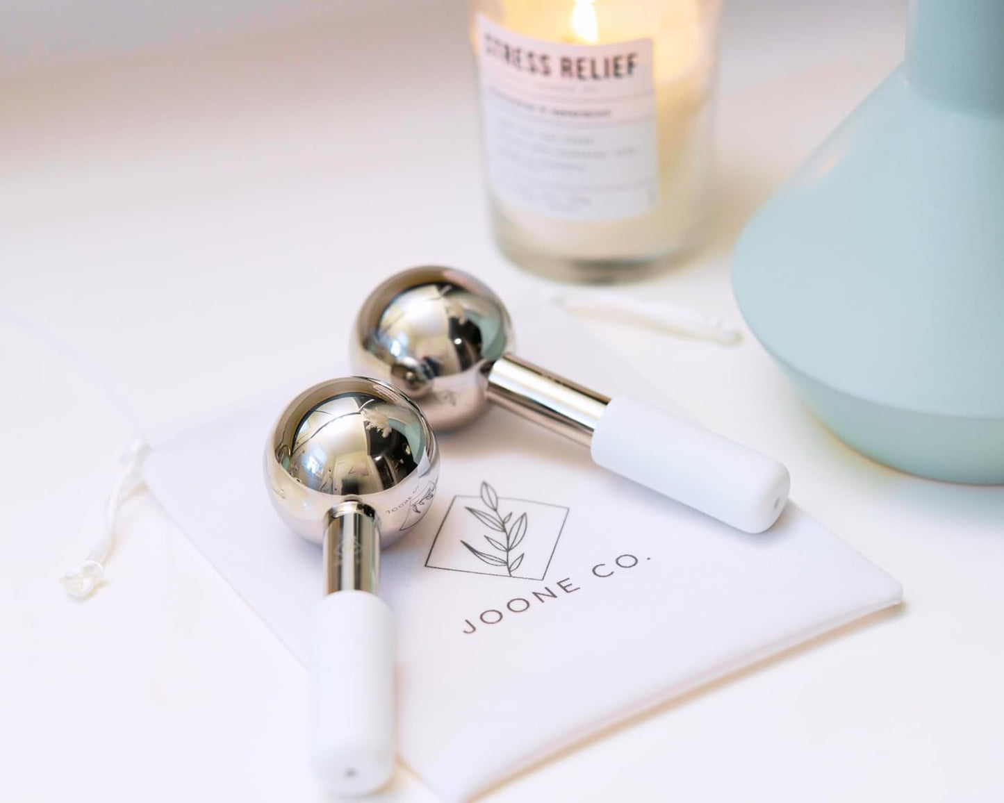 Stainless Steel Face & Eye Roller - 2 Pack Cryo Globes for Face, Neck & Eyes - Reduces Dark Circles & Wrinkles