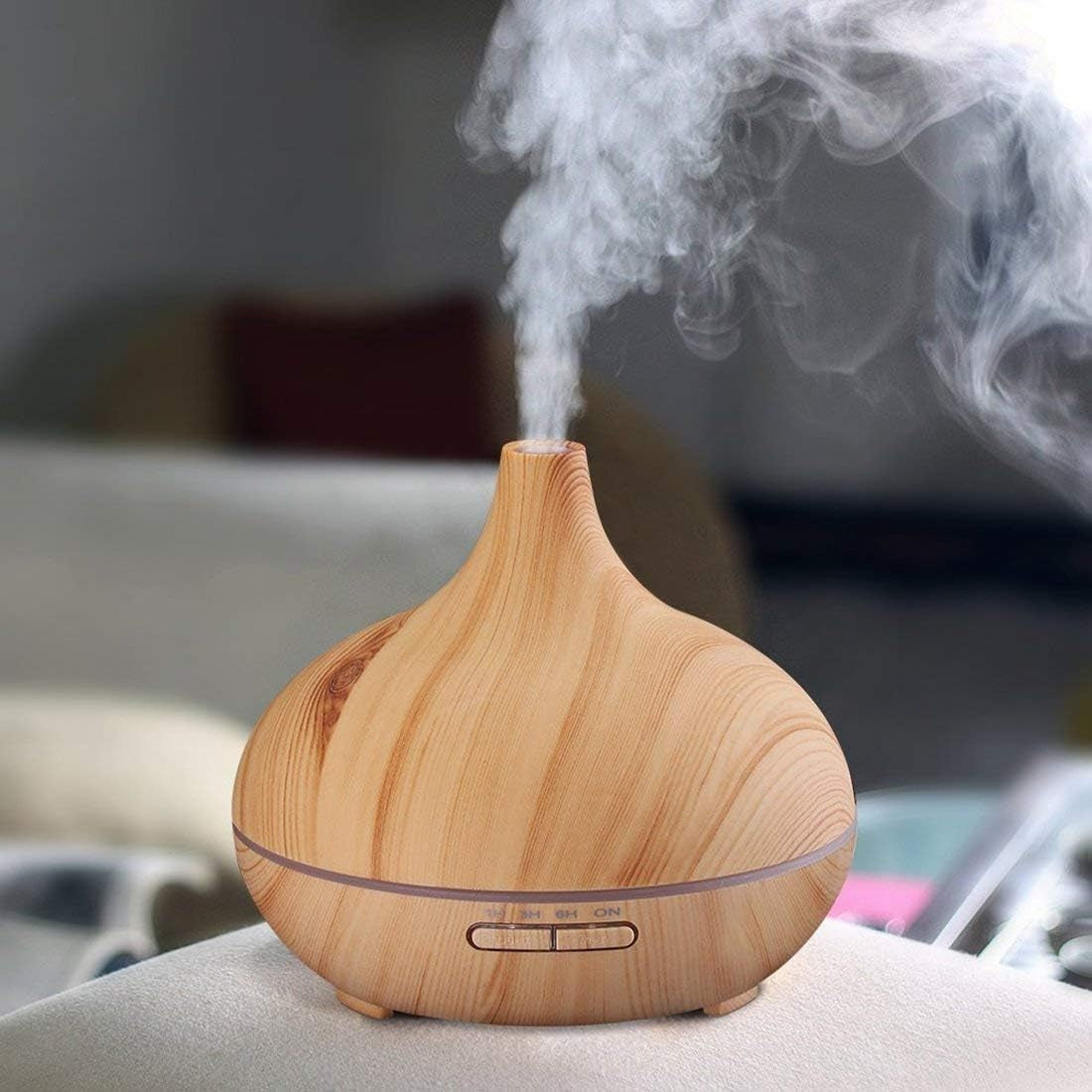 Aroma Essential Oil Diffuser, 500Ml Wood Grain Ultrasonic Cool Mist Whisper-Quiet Humidifier with Color LED Lights Changing & 4 Timer Settings, with Remote Control (Brown)